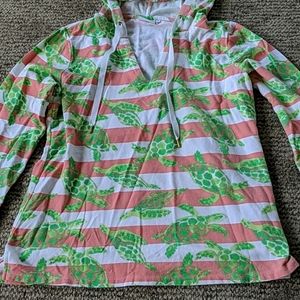 Crown & ivy beach turtle hoodie